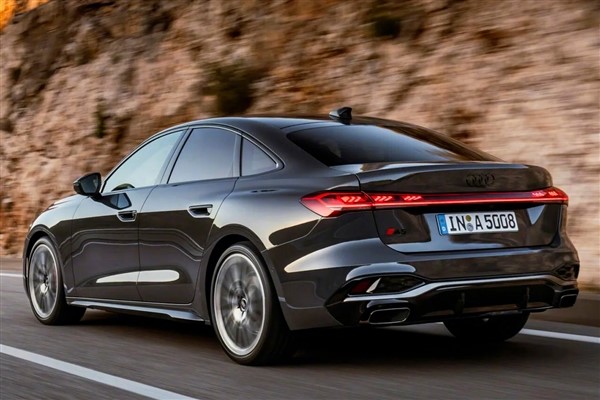 改名A5 新一代奧迪A4官圖提前泄密：內飾大變看齊奔馳寶馬