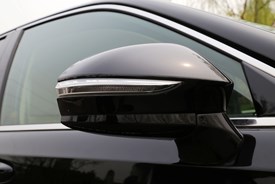 靜謐又從容 萬車網試駕一汽豐田皇冠