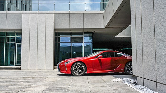 東方跑車(chē)之藝術(shù)品 試駕雷克薩斯LC500h