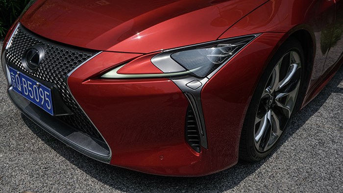 東方跑車(chē)之藝術(shù)品 試駕雷克薩斯LC500h