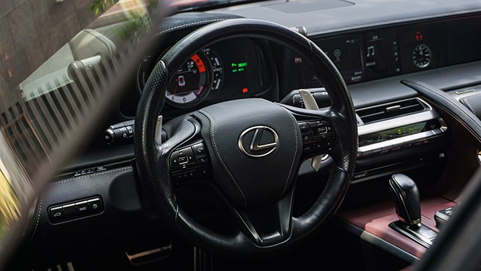 東方跑車(chē)之藝術(shù)品 試駕雷克薩斯LC500h