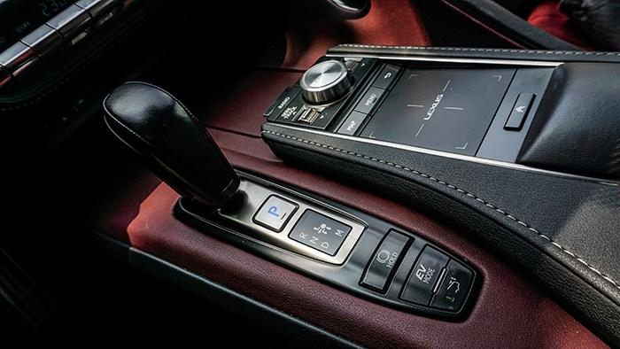 東方跑車(chē)之藝術(shù)品 試駕雷克薩斯LC500h