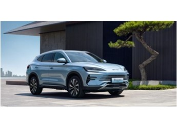 電比油低！比亞迪宋PLUS榮耀版正式上市 售12.98萬起