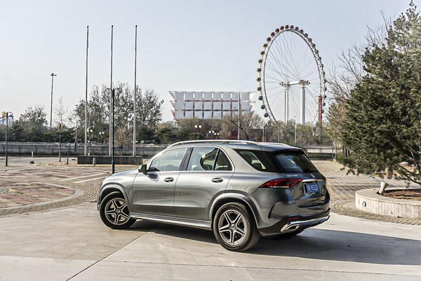 全新時代產物 試駕全新梅賽德斯奔馳GLE