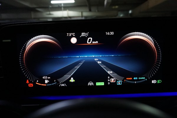 全新時代產物 試駕全新梅賽德斯奔馳GLE