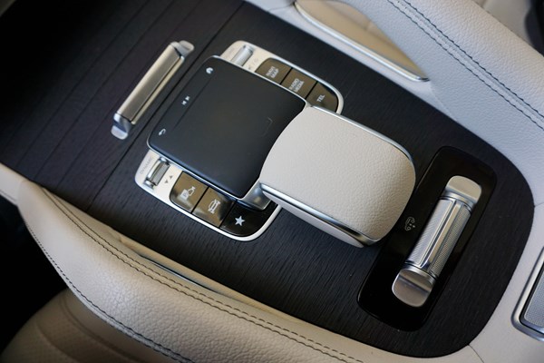 全新時代產物 試駕全新梅賽德斯奔馳GLE