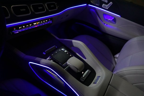 全新時代產物 試駕全新梅賽德斯奔馳GLE