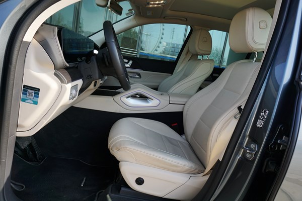 全新時代產物 試駕全新梅賽德斯奔馳GLE