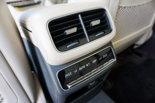 全新時代產物 試駕全新梅賽德斯奔馳GLE