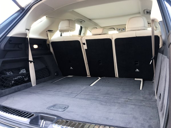 全新時代產物 試駕全新梅賽德斯奔馳GLE