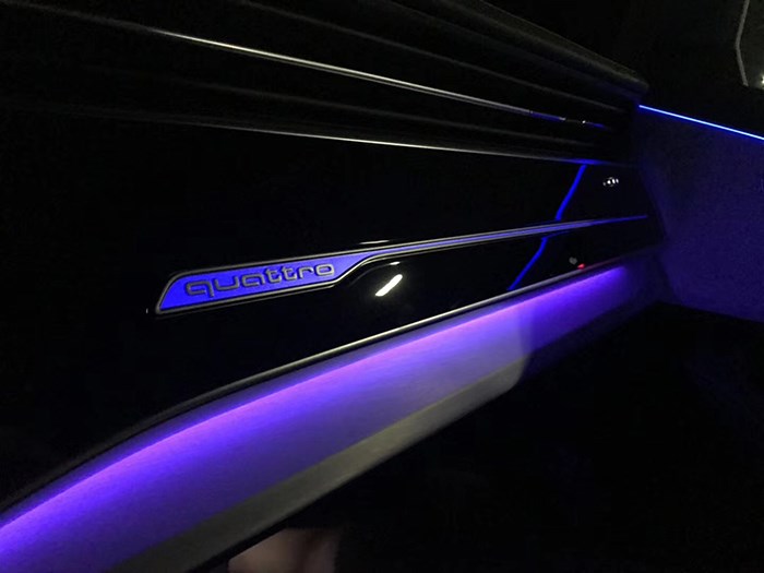 貼地飛行的宇宙飛船 奧迪Q8 55TFSI評測