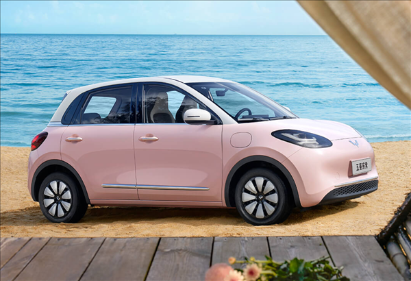 5.68萬起硬剛海鷗！2024款五菱繽果上市：比老款便宜3-4千元