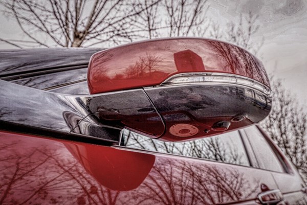  依舊硬漢形象 試駕路虎發現5