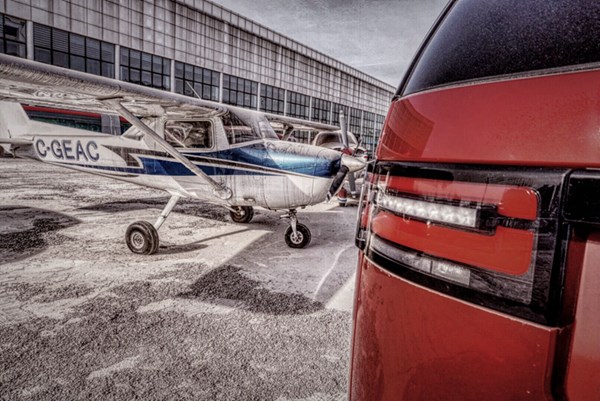  依舊硬漢形象 試駕路虎發現5