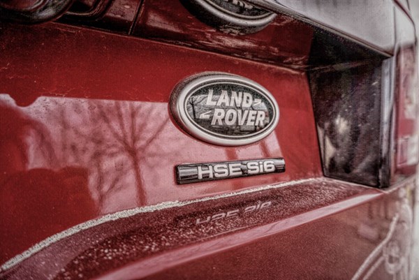  依舊硬漢形象 試駕路虎發現5