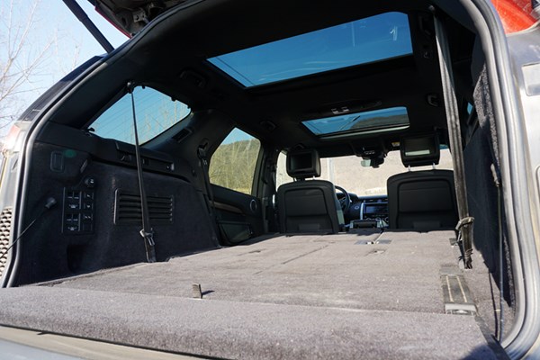  依舊硬漢形象 試駕路虎發現5