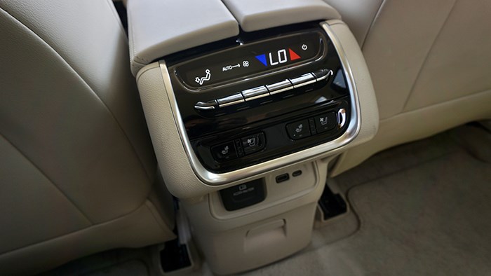 乘風破浪 試駕別克昂科旗Avenir艾維亞