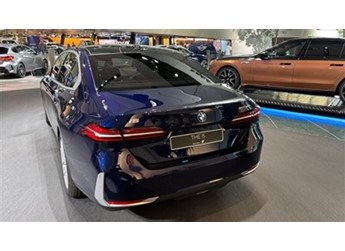 史上最巨爭議的寶馬5系：市場用腳投票了！