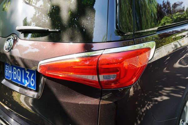 全方位提升 萬車網試駕別克GL8 Avenir