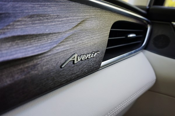 全方位提升 萬車網試駕別克GL8 Avenir