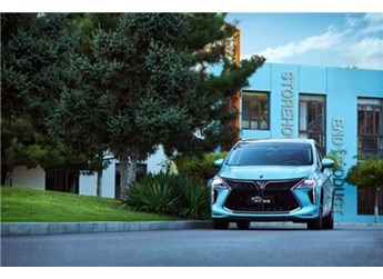 無懼多維對比，風行游艇PK傳祺M6 PRO，處處技高一籌