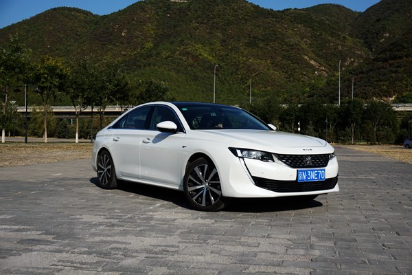 陸上太空艙 試駕東風(fēng)標(biāo)致508L激情版