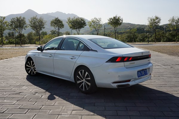 陸上太空艙 試駕東風(fēng)標(biāo)致508L激情版