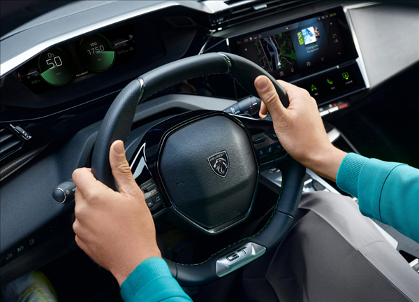 號稱“年輕人第一臺獵裝車” 新款東風標致408X發布：百年大師底盤調校