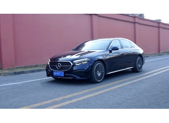 尊貴出行 試駕奔馳E300L尊貴運(yùn)動(dòng)型