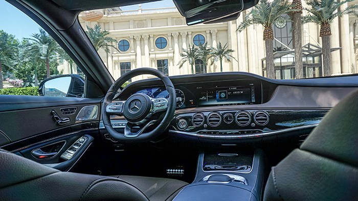 詮釋優雅與豪華 試駕奔馳S450L