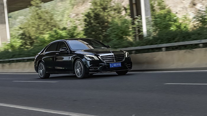 詮釋優雅與豪華 試駕奔馳S450L