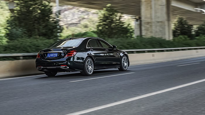 詮釋優雅與豪華 試駕奔馳S450L