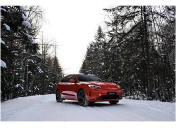 年底買車不糾結！25萬級高智價比SUV就選問界新M5 封面圖