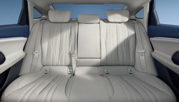 2023款別克君越試駕 降價真的能夠換來燃油車銷量嗎？