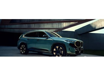 全新寶馬XM上市！首款高性能插電混動(dòng)車(chē)型售230萬(wàn)元