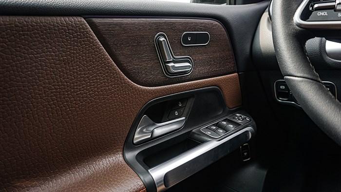 別有一番味道 奔馳GLB 200評測