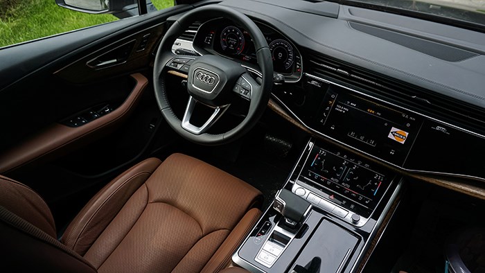 運(yùn)動(dòng)加科技 全新奧迪Q7評(píng)測(cè)