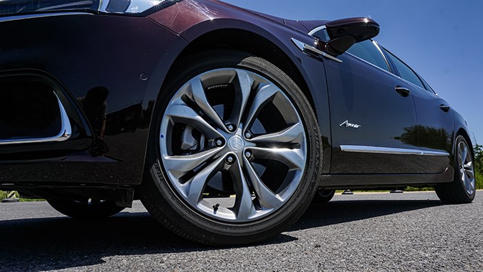 詮釋低調的奢華 別克君越Avenir艾維亞評測