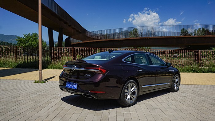 詮釋低調的奢華 別克君越Avenir艾維亞評測