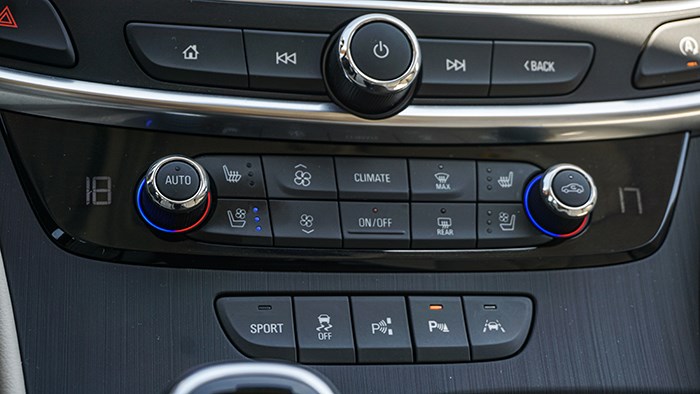 詮釋低調的奢華 別克君越Avenir艾維亞評測