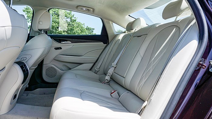 詮釋低調的奢華 別克君越Avenir艾維亞評測