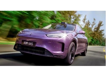 出行痛點迎刃而解，看問界新M5 Ultra如何直擊購車核心訴求 封面圖