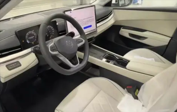 大眾速騰內(nèi)飾大升級(jí)！懷擋 新勢(shì)力同款大屏上車(chē)